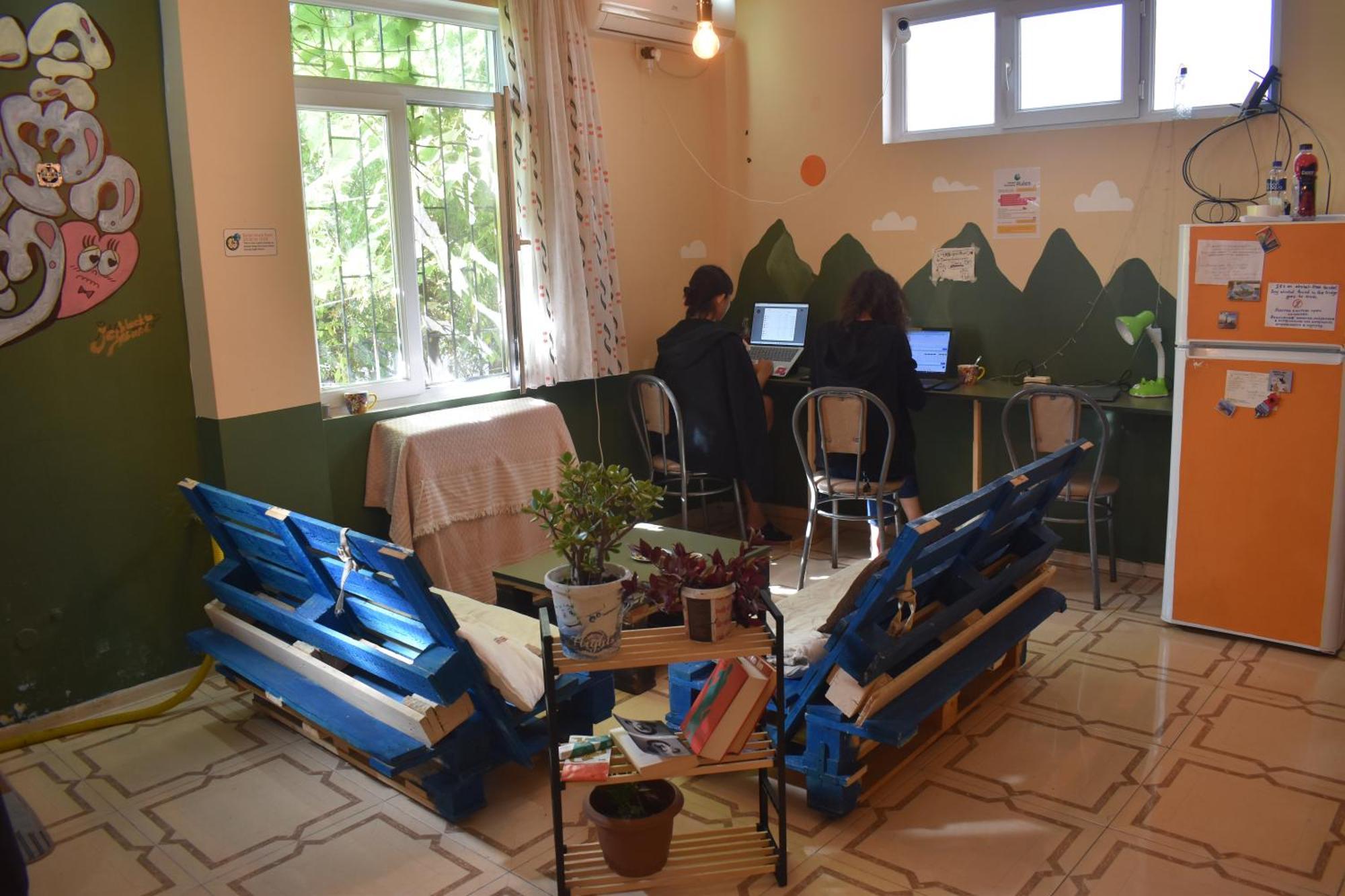 Harmony Backpackers Hostel Μπατούμι Εξωτερικό φωτογραφία